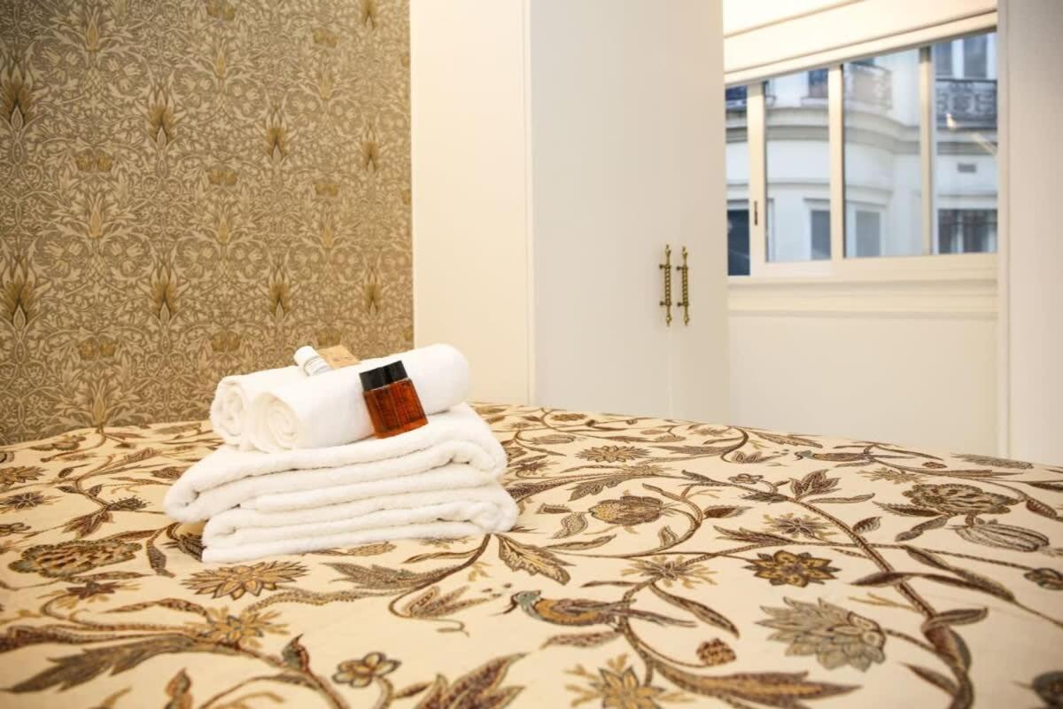 Magnifique Appartement Familial Grand Boulevard-4P - Flat-Guest Párizs Kültér fotó